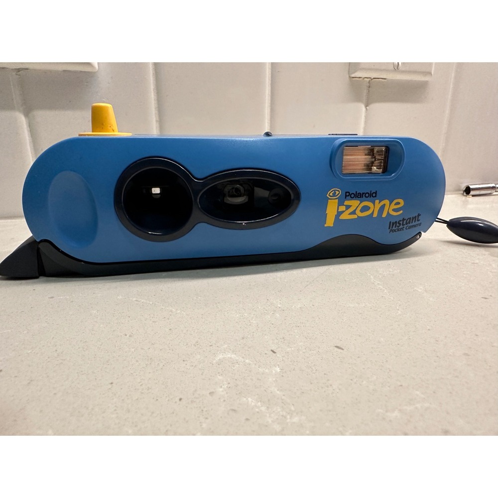 Polaroid i-Zone Instant Pocket Camera Blue Point and Shoot‎ Film Camera
